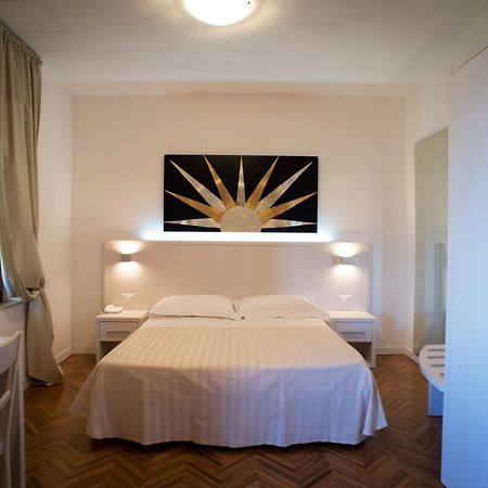 פרמו Hotel Astoria מראה חיצוני תמונה