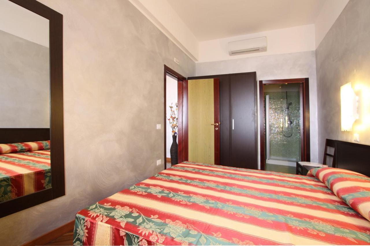 פרמו Hotel Astoria מראה חיצוני תמונה